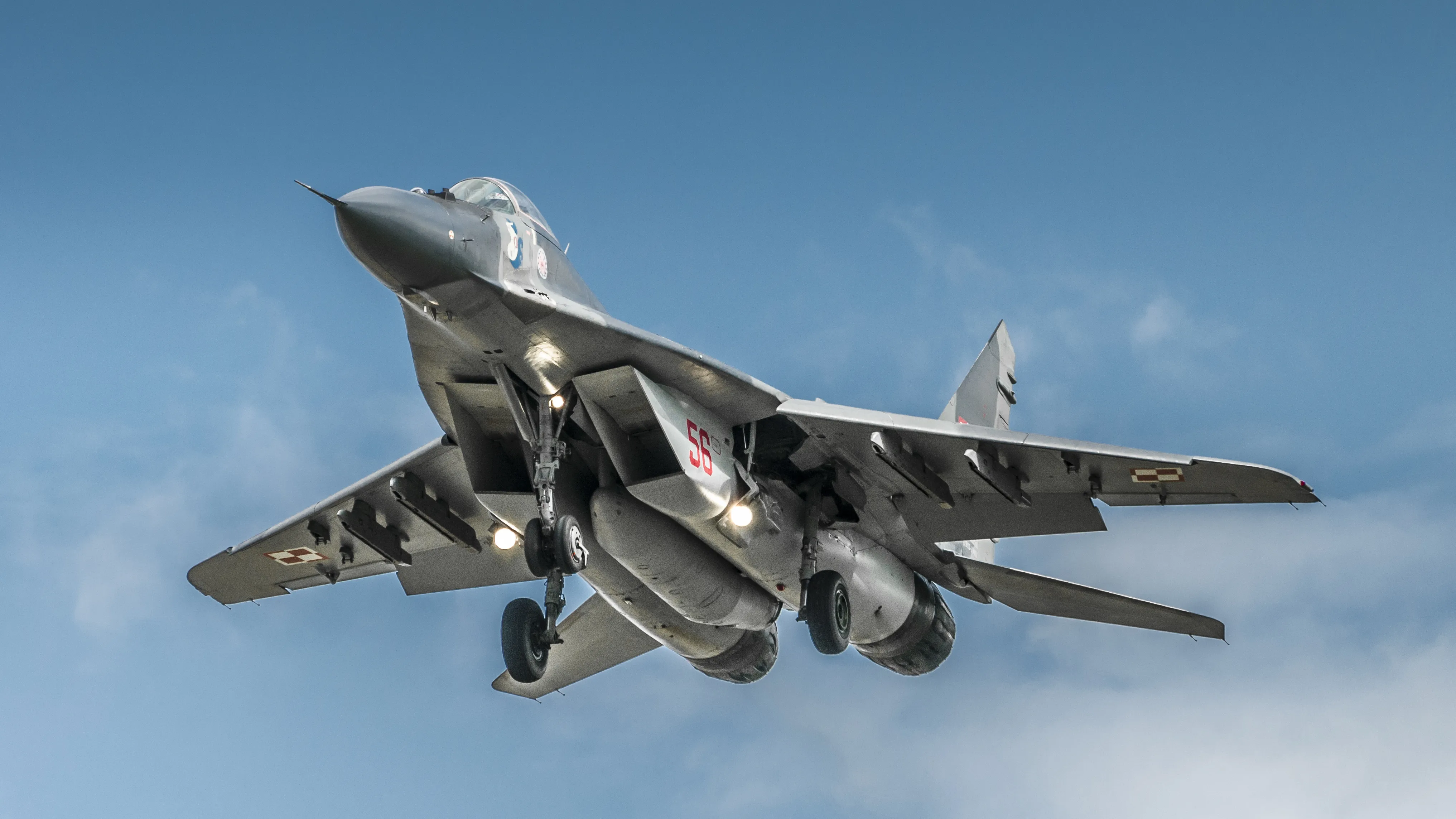 Польские военные самолёты подняли в небо из-за активности России
